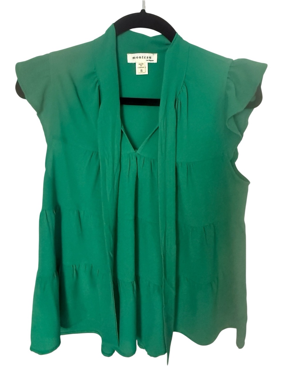 Monteau Los Angeles shirt Green Tie-Neck Flutter Sleeve Blouse